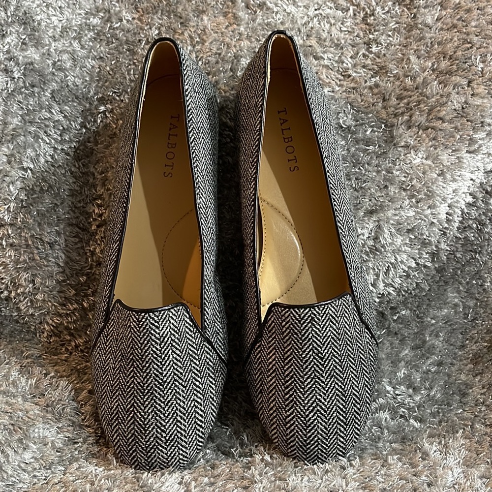NWOT- Talbots flats/Loafers - Picture 5 of 7